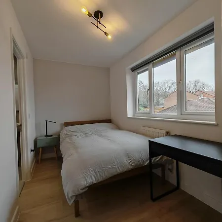 Edge With Parking Bristol