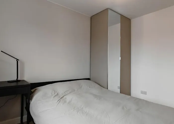 Edge With Parking Apartment